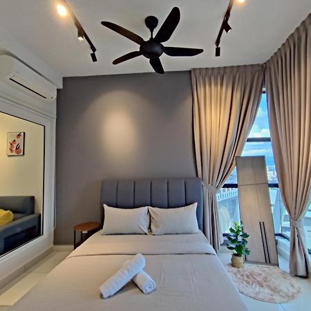 Arte Mont Kiara Host By Host Corner Suites Kuala Lumpur Habitación foto