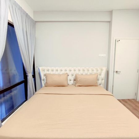 Arte Mont Kiara Host By Host Corner Suites Kuala Lumpur Habitación foto